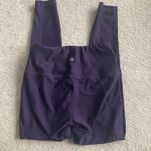 TESLA leggings - size small